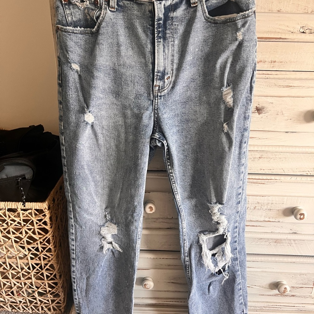 Abercrombie & Fitch High Rise Distressed Jeans - Light Blue